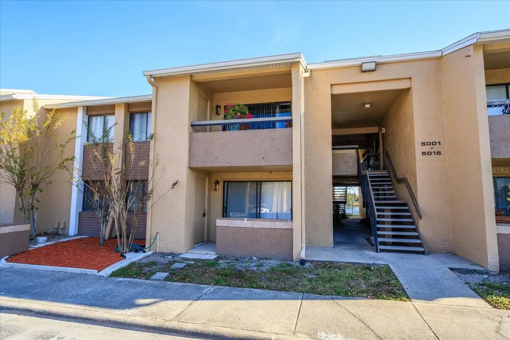 5013 Vineland Road Orlando FL 32811