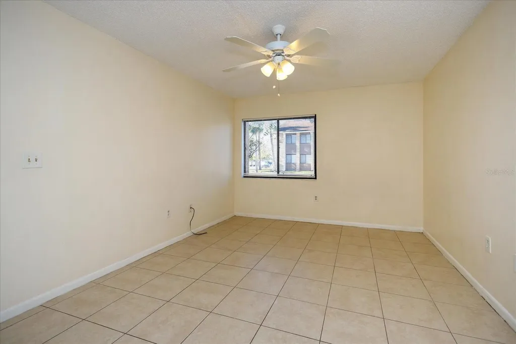 5013 Vineland Road Orlando FL 32811