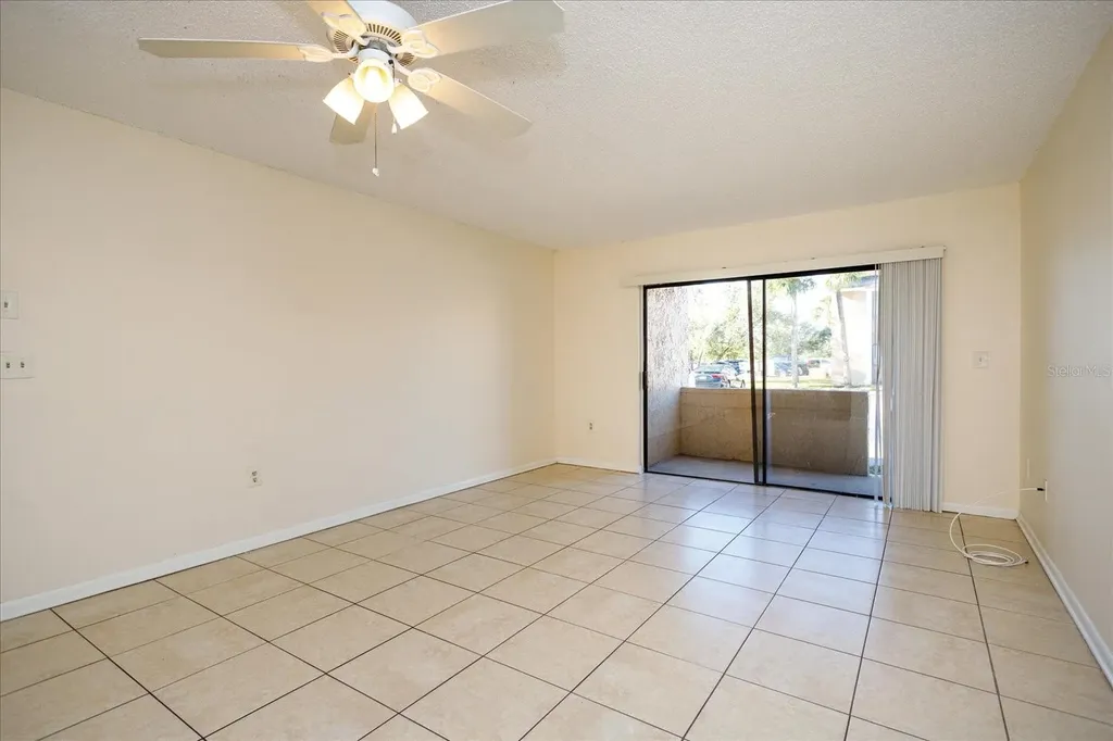 5013 Vineland Road Orlando FL 32811