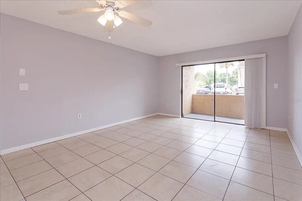 5013 Vineland Road Orlando FL 32811