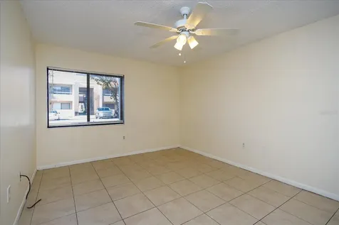 5013 Vineland Road Orlando FL 32811