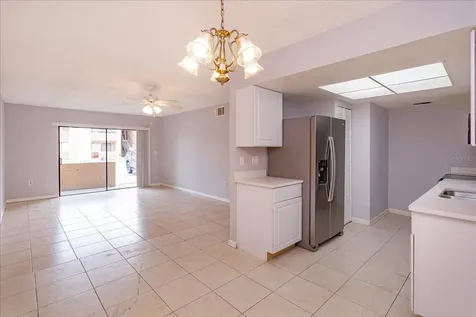 5013 Vineland Road Orlando FL 32811