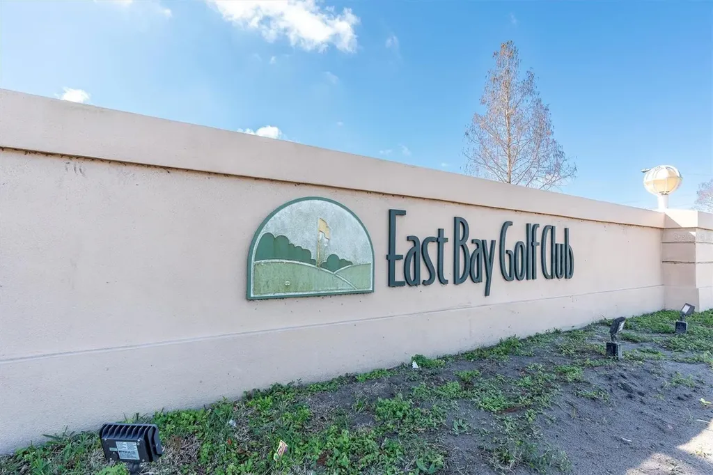 225 Country Club Drive Largo FL 33771
