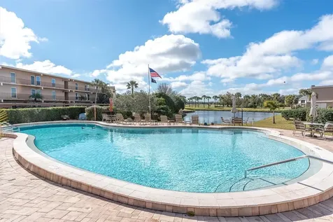 225 Country Club Drive Largo FL 33771