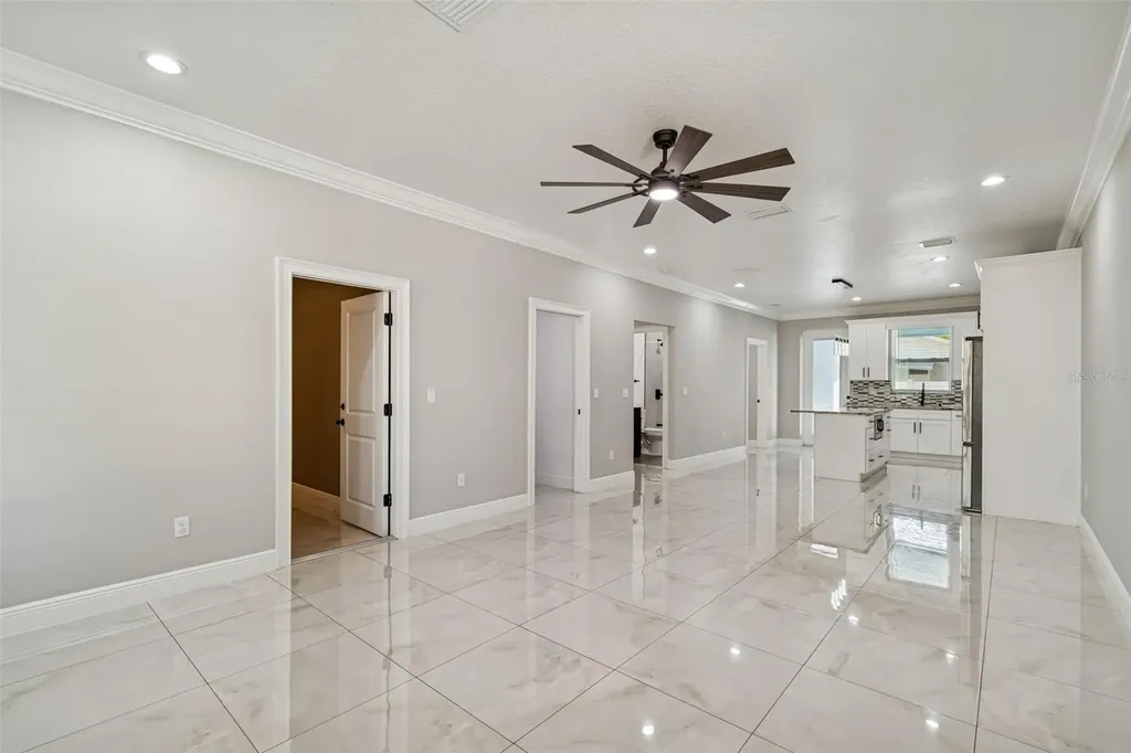8118 N Brooks Street Tampa FL 33604