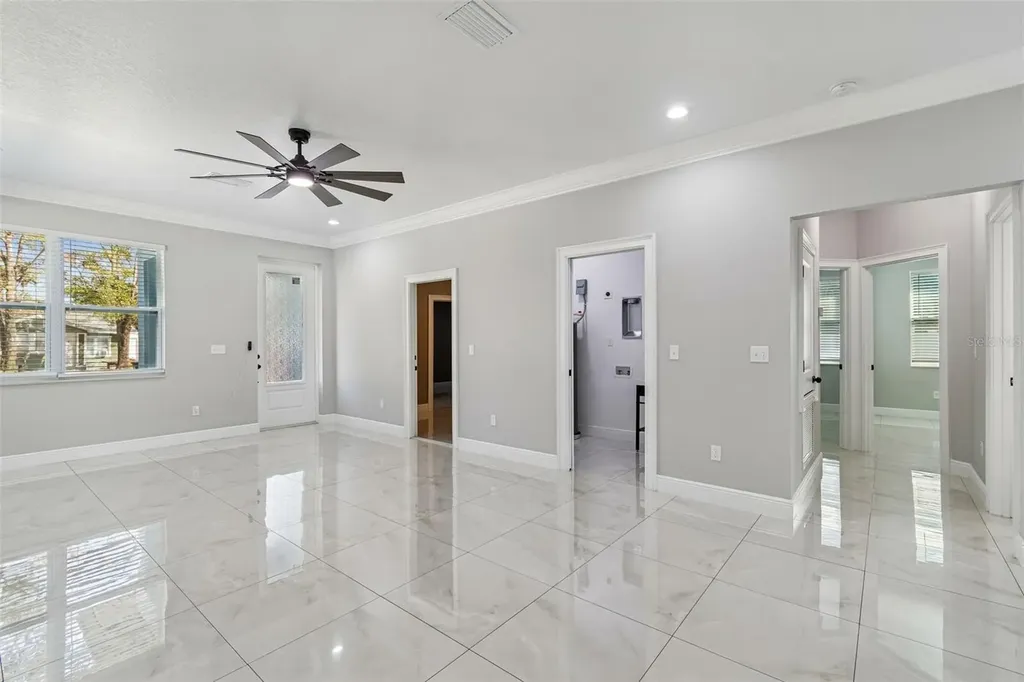 8118 N Brooks Street Tampa FL 33604