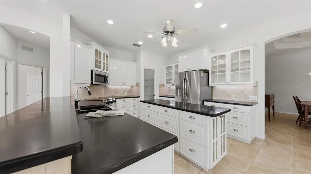 6228 Aventura Drive Sarasota FL 34241