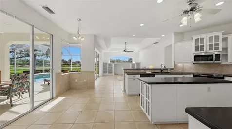 6228 Aventura Drive Sarasota FL 34241