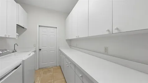6228 Aventura Drive Sarasota FL 34241