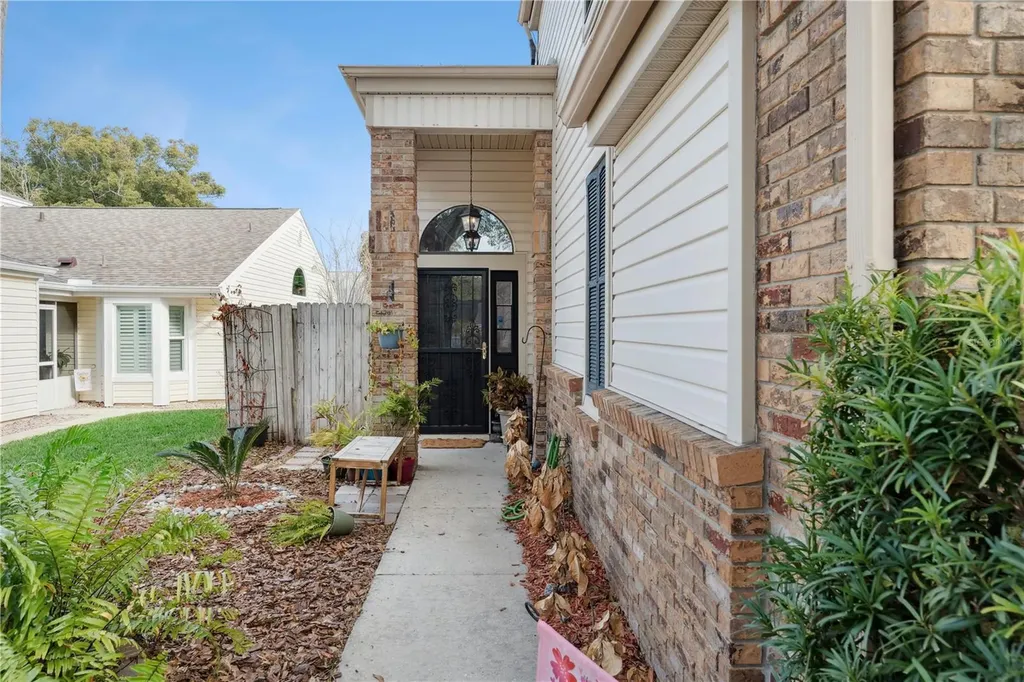 5437 Wincrest Court Orlando FL 32812