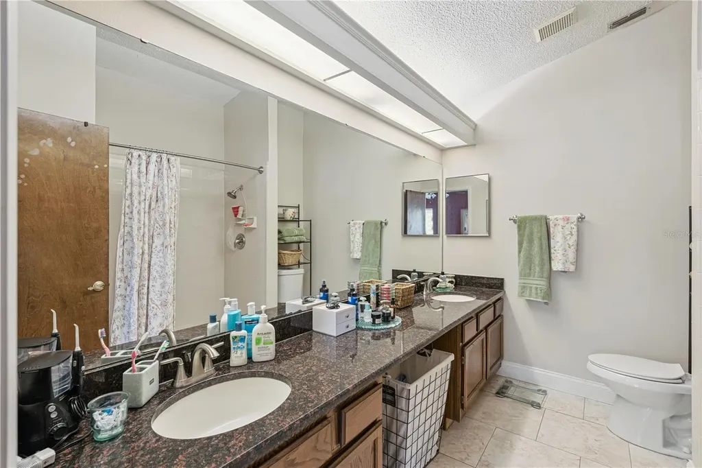 5437 Wincrest Court Orlando FL 32812