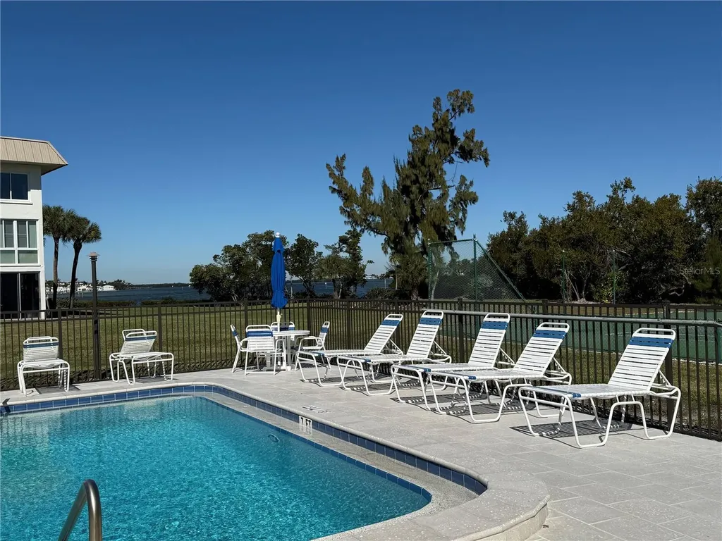 3330 Gulf Of Mexico Drive Longboat Key FL 34228