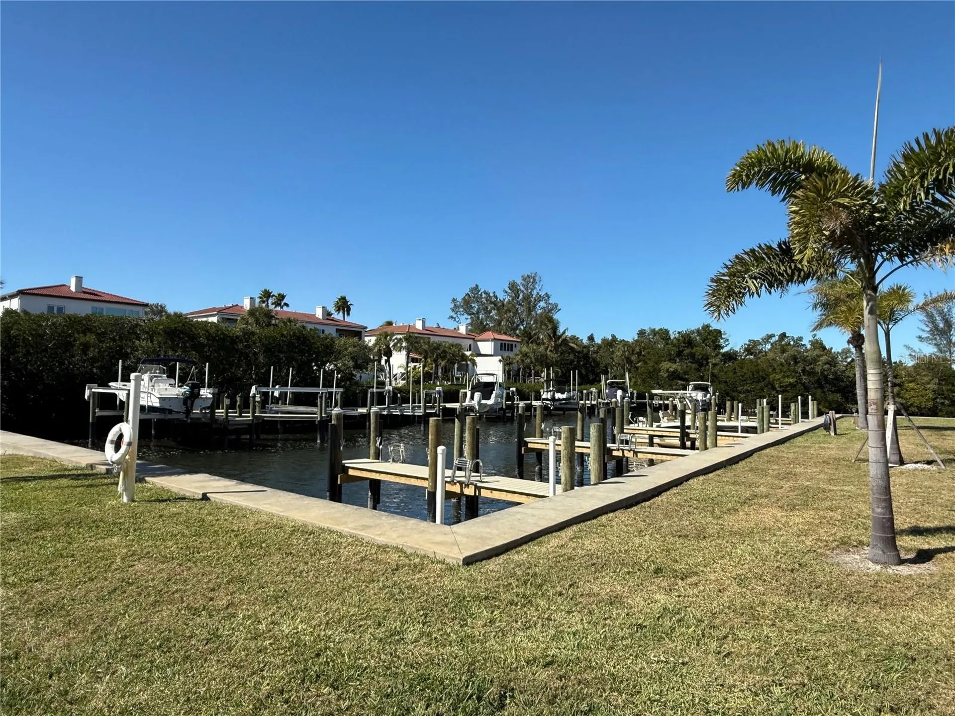 3330 Gulf Of Mexico Drive Longboat Key FL 34228