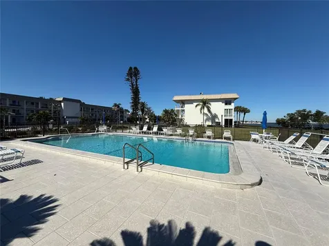 3330 Gulf Of Mexico Drive Longboat Key FL 34228