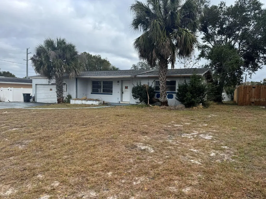 2310 Poinsettia Drive Orange City FL 32763