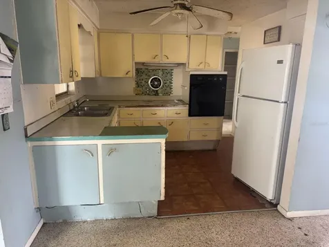 2310 Poinsettia Drive Orange City FL 32763