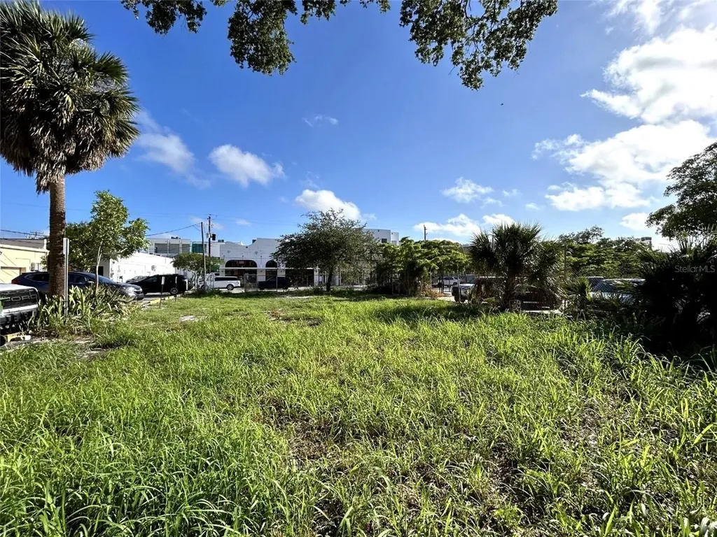 1420 5th Street Sarasota FL 34236