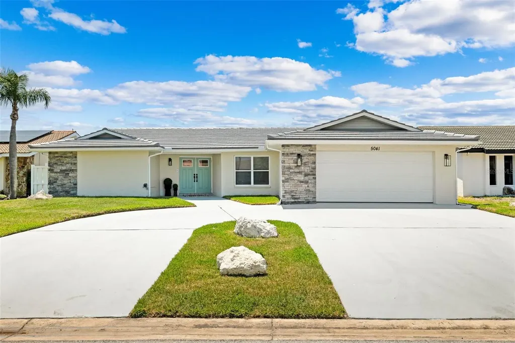 5041 Cabrilla Court New Port Richey FL 34652