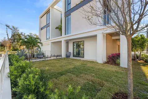 2707 N Woodrow Avenue Tampa FL 33602