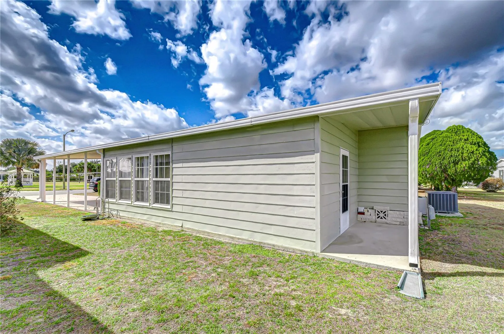 35145 Wagner Way Zephyrhills FL 33541