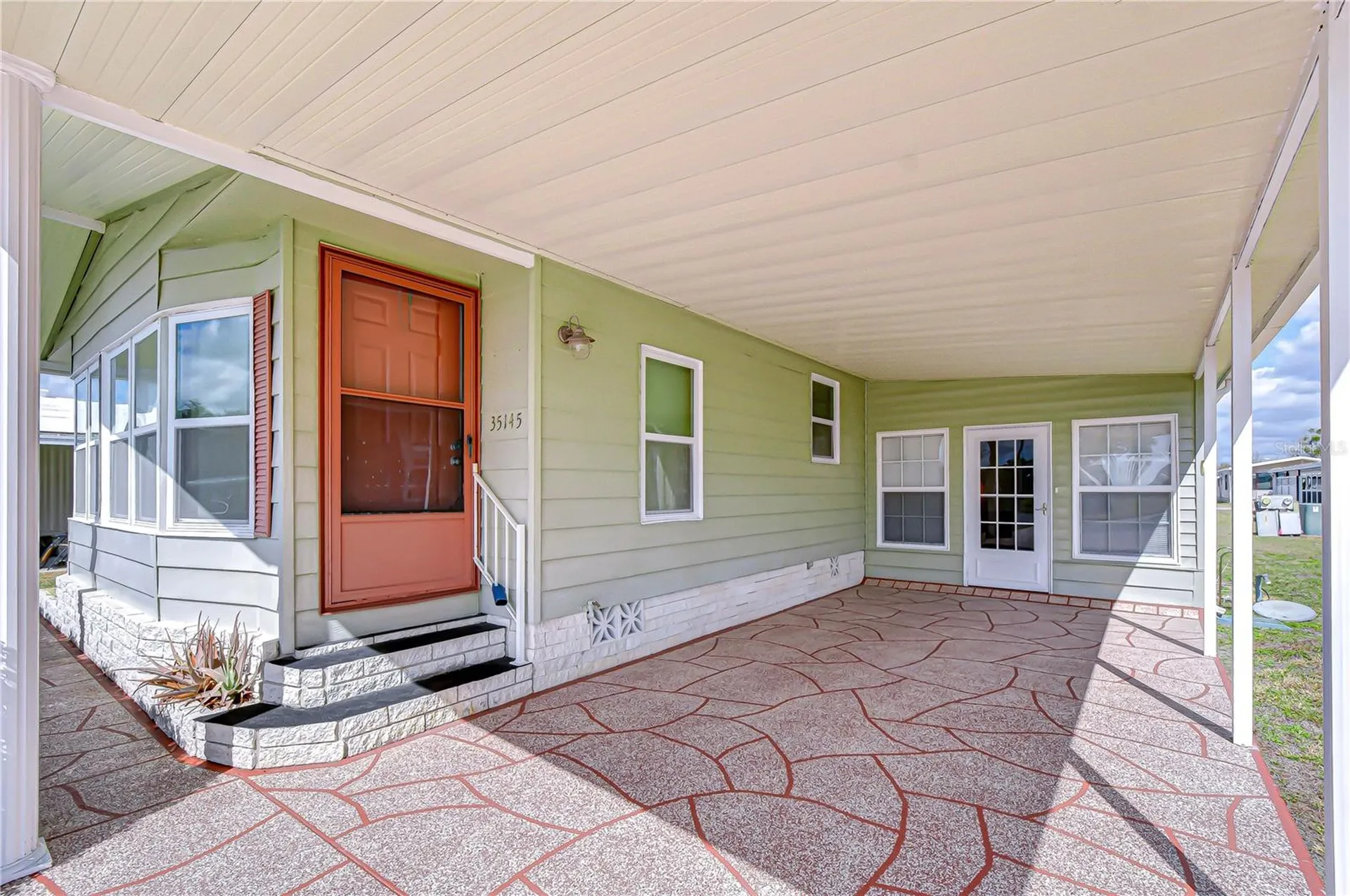 35145 Wagner Way Zephyrhills FL 33541