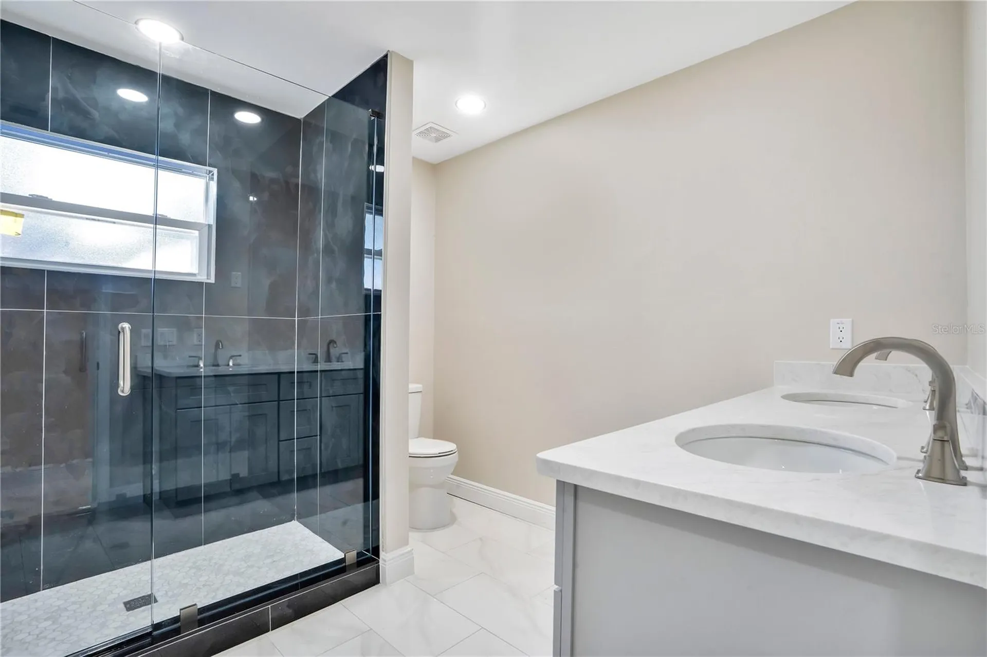 1544 N Highland Street Mount Dora FL 32757