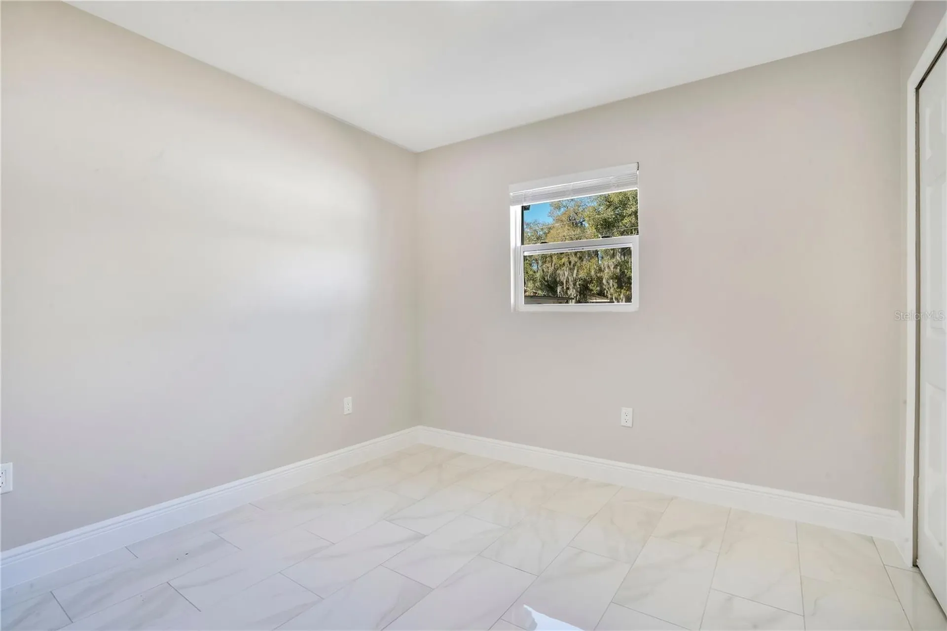 1544 N Highland Street Mount Dora FL 32757