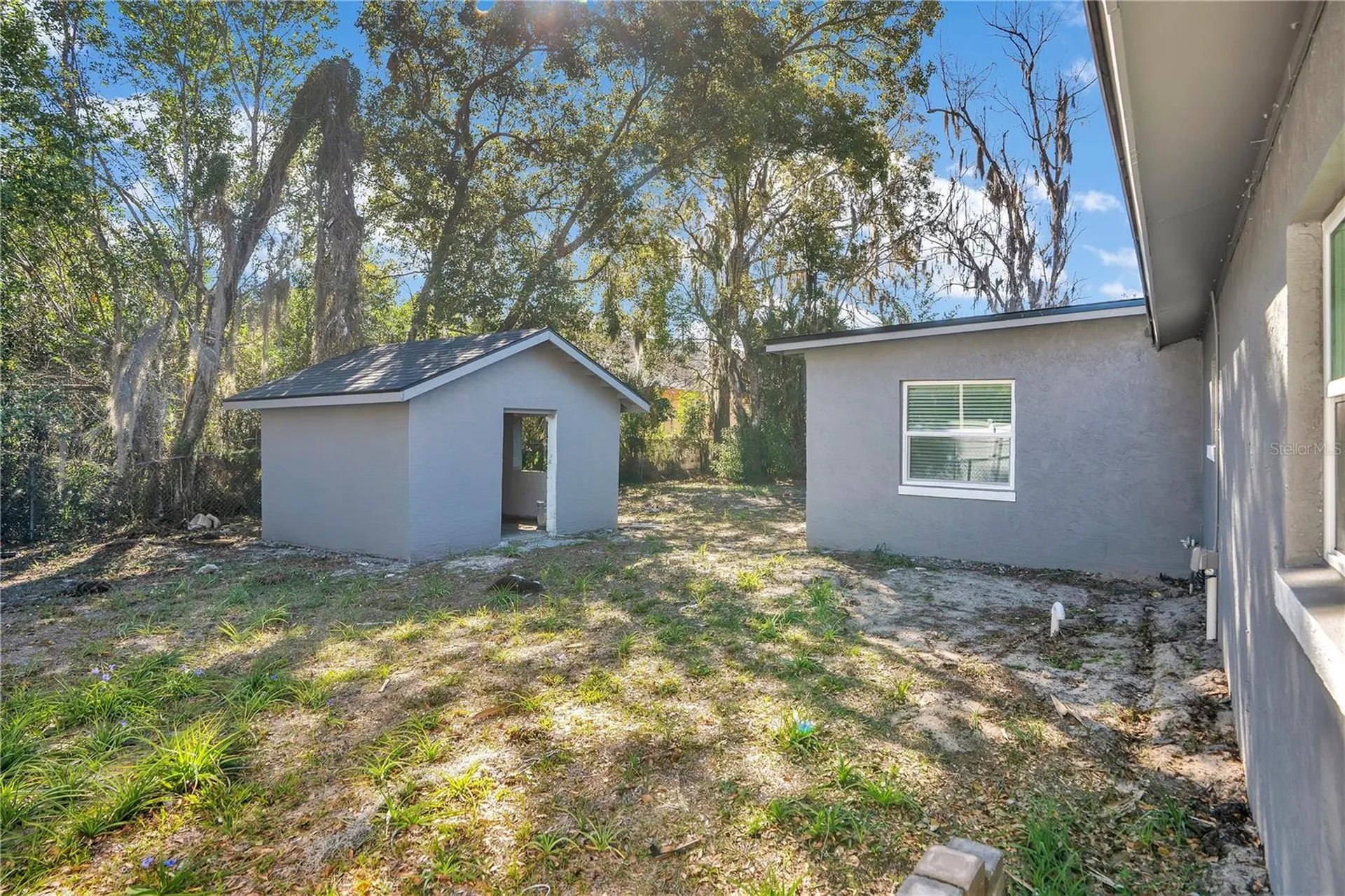 1544 N Highland Street Mount Dora FL 32757