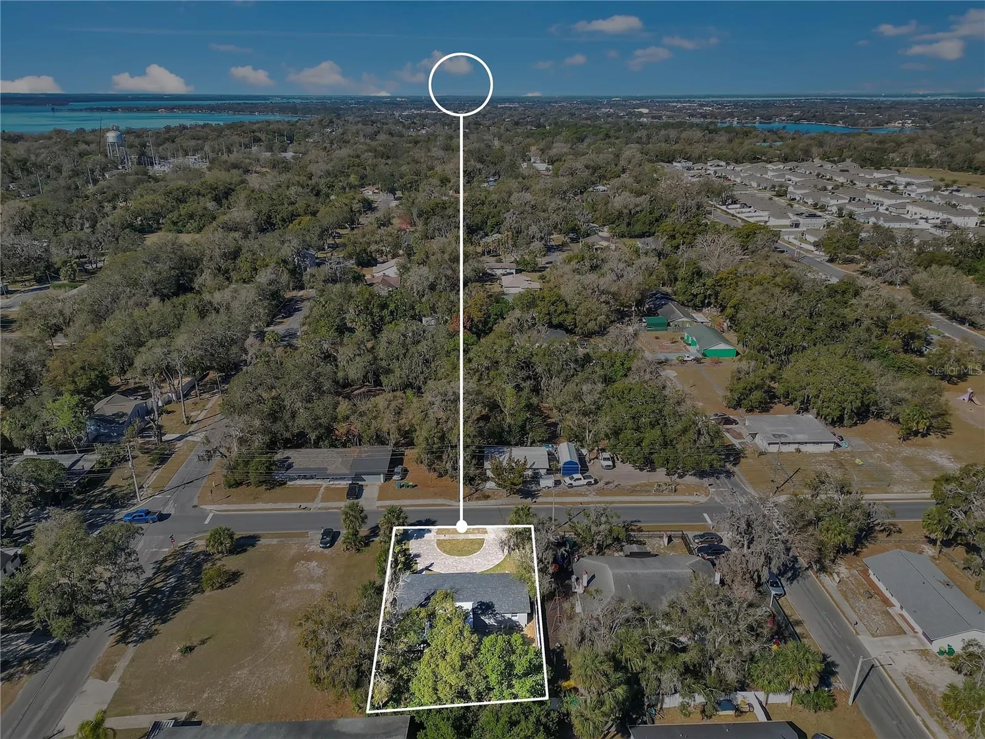 1544 N Highland Street Mount Dora FL 32757