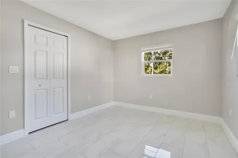 1544 N Highland Street Mount Dora FL 32757