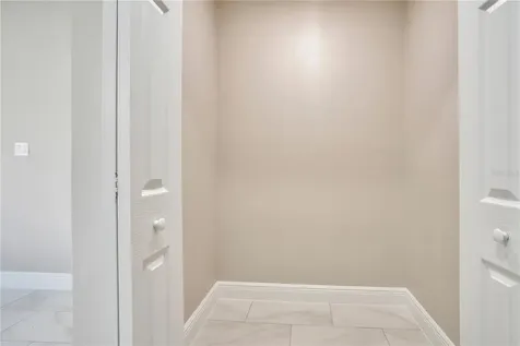 1544 N Highland Street Mount Dora FL 32757