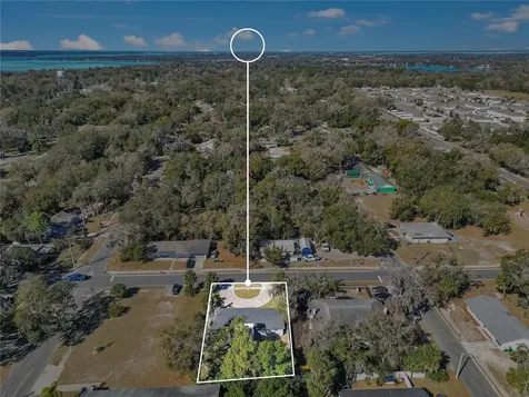 1544 N Highland Street Mount Dora FL 32757