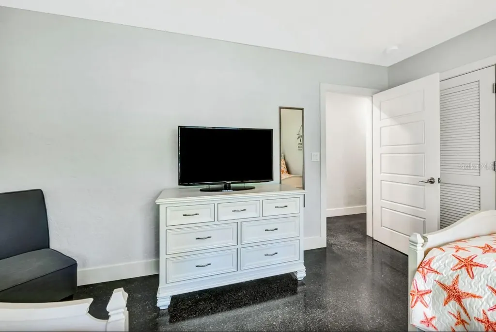 301 Jackson Drive Sarasota FL 34236