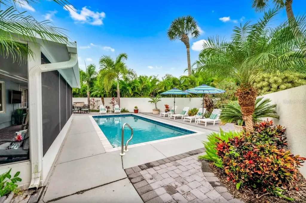 301 Jackson Drive Sarasota FL 34236