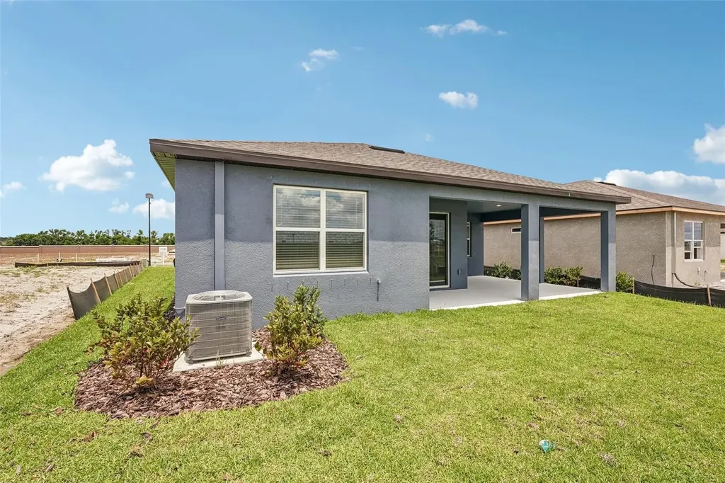 9927 Johnson Oaks Glen Parrish FL 34219