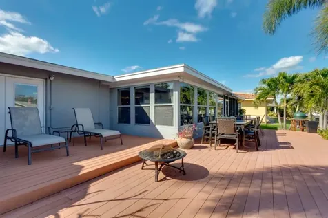 4165 13th Lane NE St Petersburg FL 33703