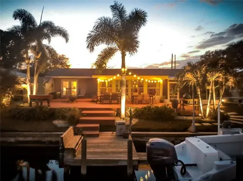 4165 13th Lane NE St Petersburg FL 33703