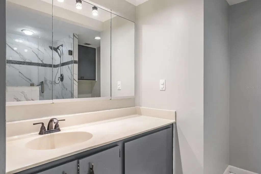 8 Belleview Boulevard Belleair FL 33756
