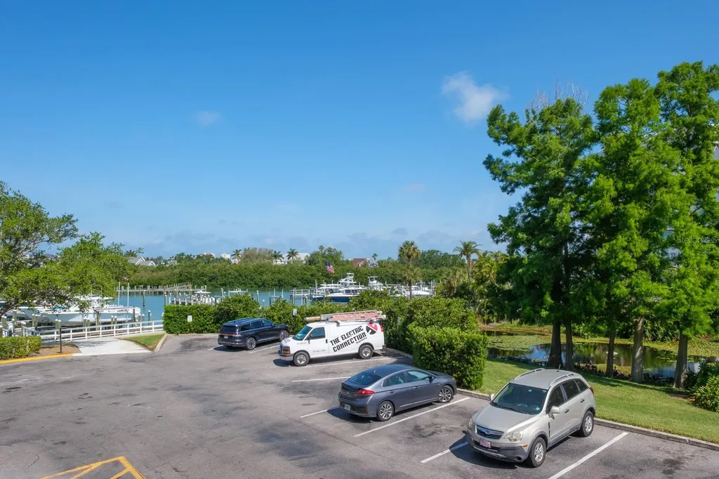 8 Belleview Boulevard Belleair FL 33756