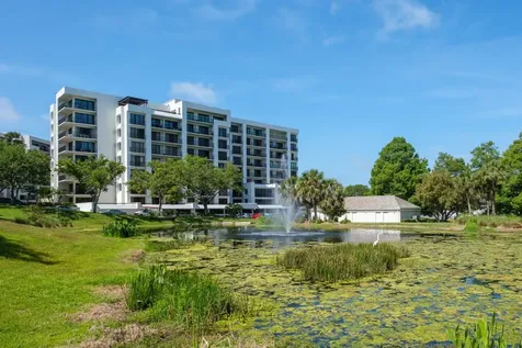 8 Belleview Boulevard Belleair FL 33756