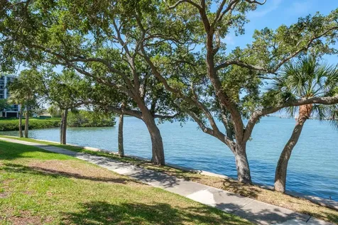 8 Belleview Boulevard Belleair FL 33756