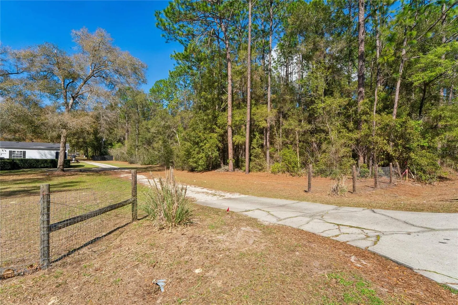 3562 SW 186th Court Dunnellon FL 34432