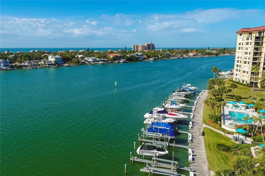 690 Island Way Clearwater Beach FL 33767