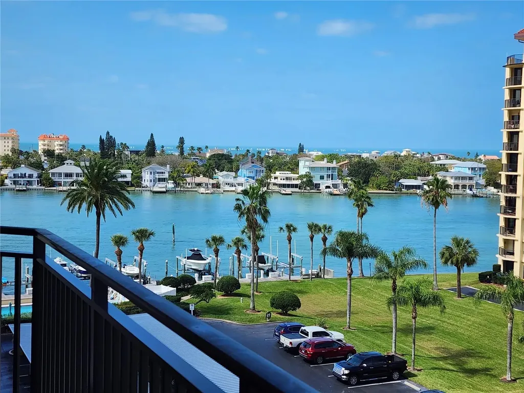 690 Island Way Clearwater Beach FL 33767