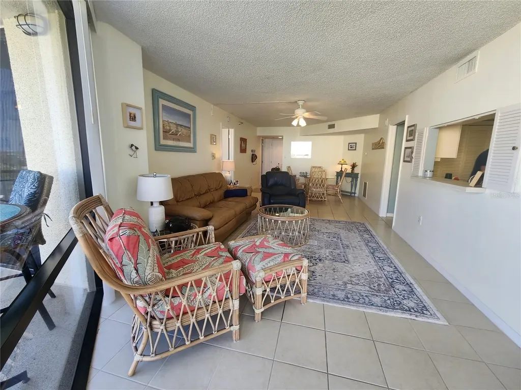 690 Island Way Clearwater Beach FL 33767