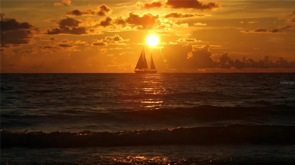 690 Island Way Clearwater Beach FL 33767