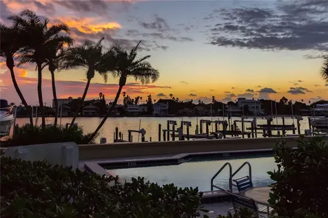 690 Island Way Clearwater Beach FL 33767