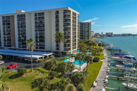 690 Island Way Clearwater Beach FL 33767