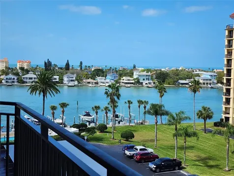 690 Island Way Clearwater Beach FL 33767