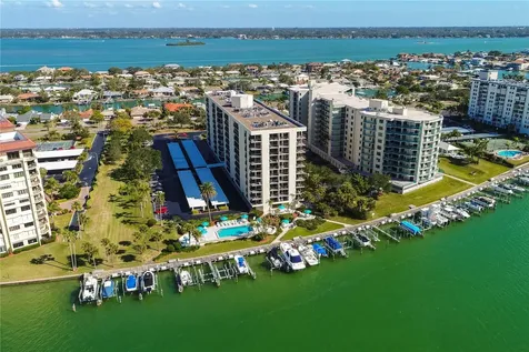 690 Island Way Clearwater Beach FL 33767